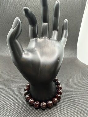 Solid 200 carats of Beaded Red Garnet Stone stretch Bracelet
